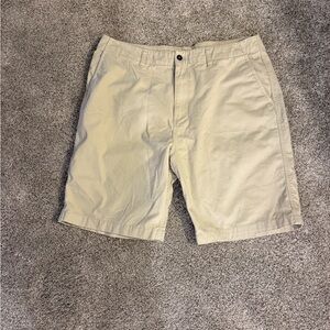 Old Navy Men's Khaki Flat Front Shorts